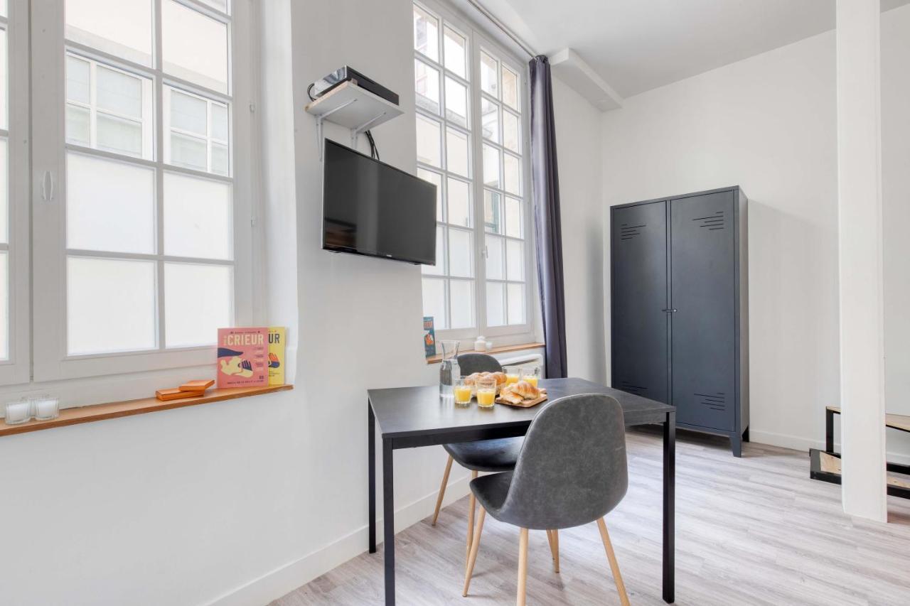 New & Design In The Heart Of Le Marais Appartement *